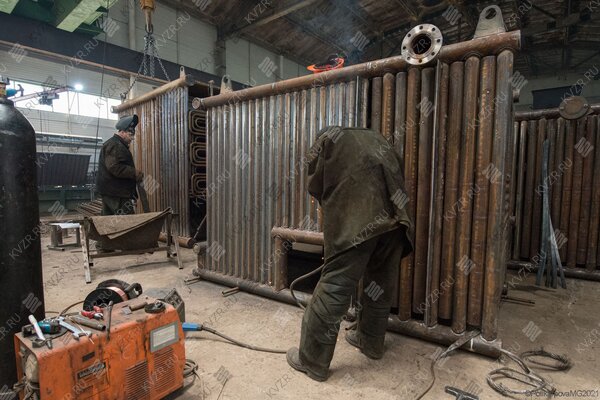 Промышленный котел КВм 1 МВт с ТШПМ изготовление